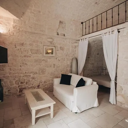 Casetta Garibaldi - Monolocale Storico Per Coppie A