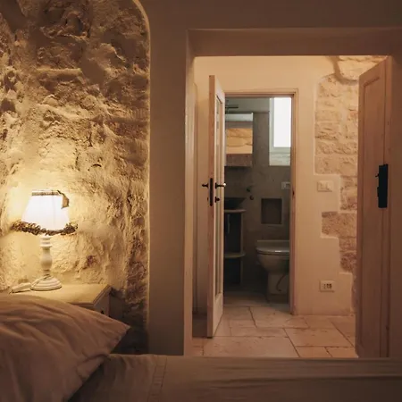 Holiday home Casetta Garibaldi - Monolocale Storico Per Coppie A Ostuni