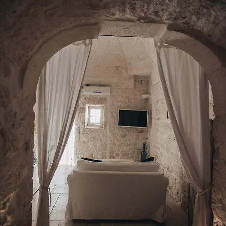 Casetta Garibaldi - Monolocale Storico Per Coppie A * Ostuni