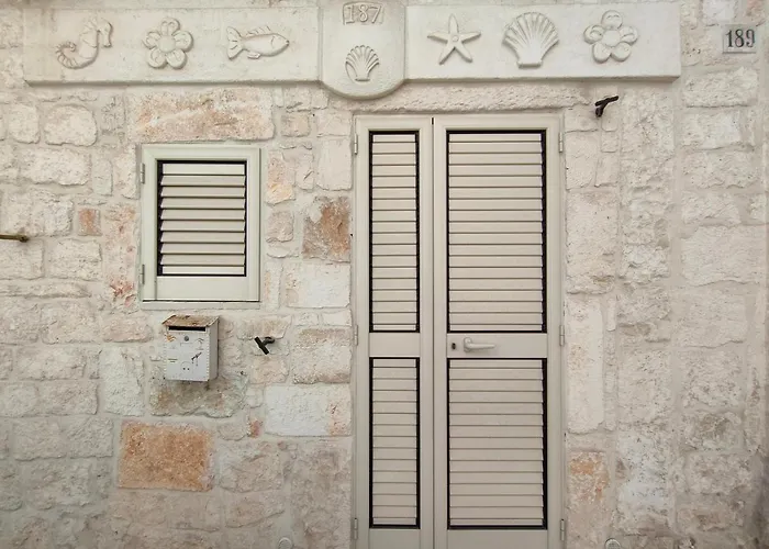 Casetta Garibaldi - Monolocale Storico Per Coppie A Prázdninový dům